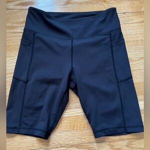 ZYIA Active Bike Shorts w/ Pockets